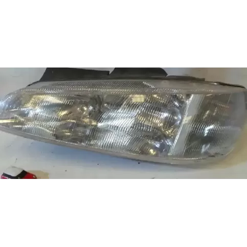 030103702100 фара передняя Peugeot 406 2000