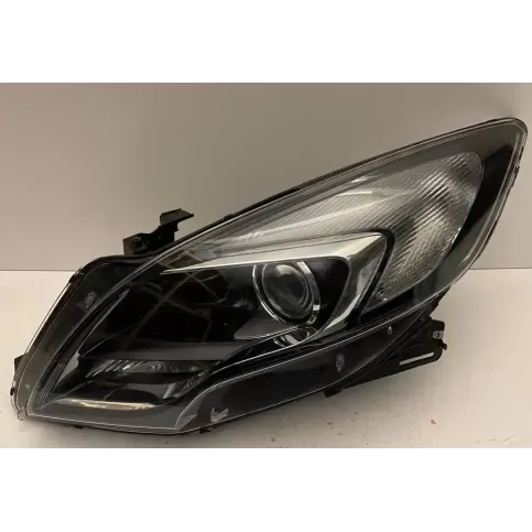 03012632010 фара передняя Opel Zafira C 2015