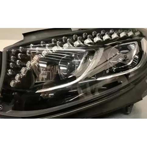 030128323700 фара передняя Mercedes-Benz S C217 2017