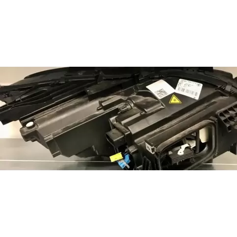 030128323700 фара передняя Mercedes-Benz S C217 2017