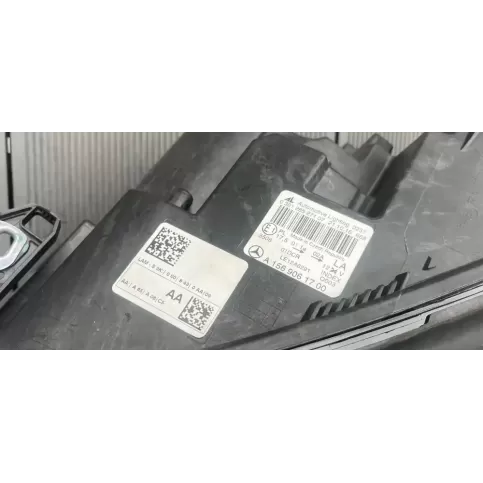 0301285271 фара передняя Mercedes-Benz GLA W156 2015