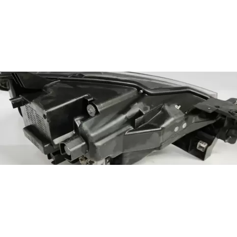 10065056 фара передняя Mazda CX-3 2016