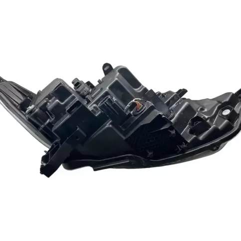 1313899L фара передняя Nissan Qashqai 2018