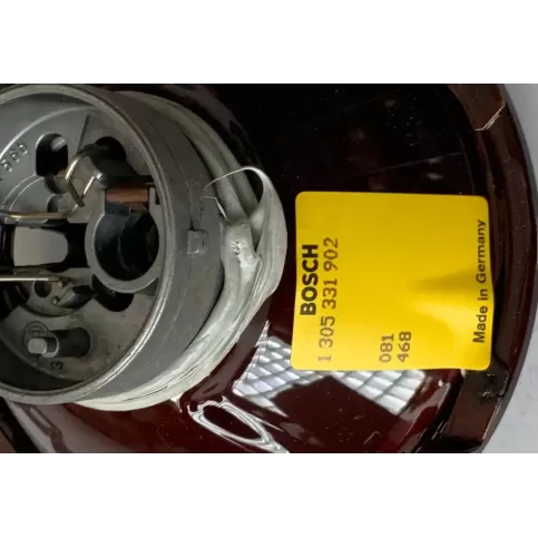 1373506 фара передняя BMW 3 E30 1989
