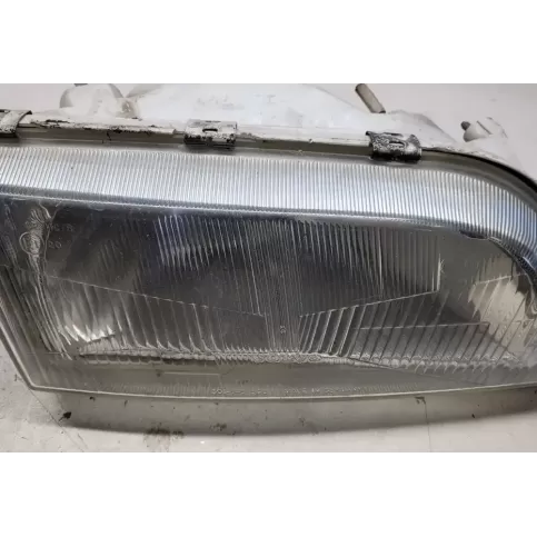 14556200 фара передняя Volvo S40, V40 2001