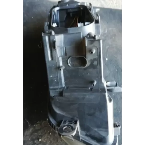 1LE00888010 фара передняя Audi A6 Allroad C6 2007