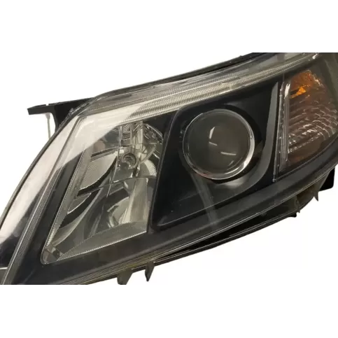 1LL01031737 фара передняя Saab 9-3 Ver2 2010