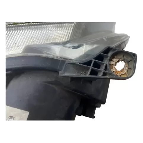 1LL01031737 фара передняя Saab 9-3 Ver2 2010