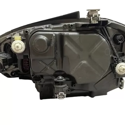 1ZX01392426 фара передня Volkswagen Golf VII 2020