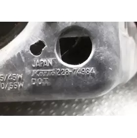 22874984 фара передняя Lexus LS 400 1992