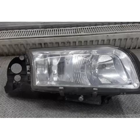 30678102 фара передняя Volvo S80 2000