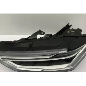 4K8941033C фара передня Audi A7 S7 4K8 2018