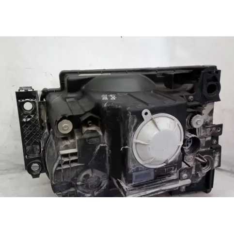 5H2213W029 фара передняя Land Rover Discovery 4 - LR4 2009