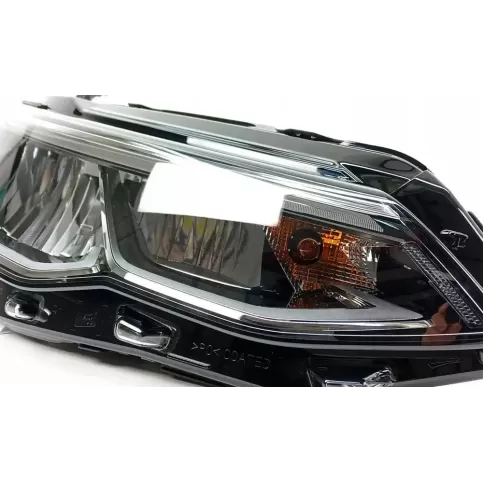 5H2941006B фара передня Volkswagen Golf VIII 2020