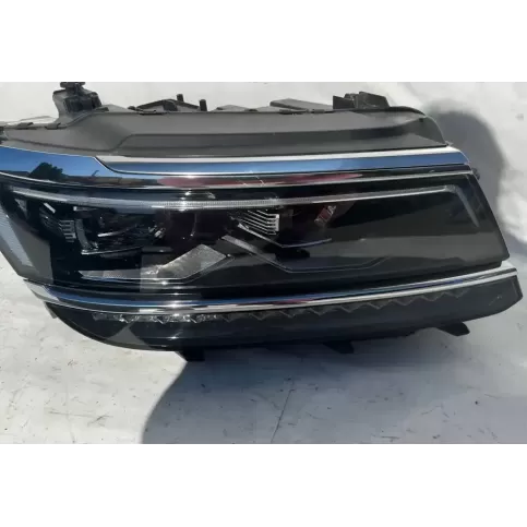 5N0941082A фара передня Volkswagen Tiguan 2016