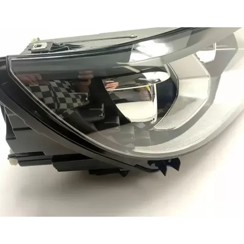 5N0941752B фара передня Volkswagen Tiguan 2019