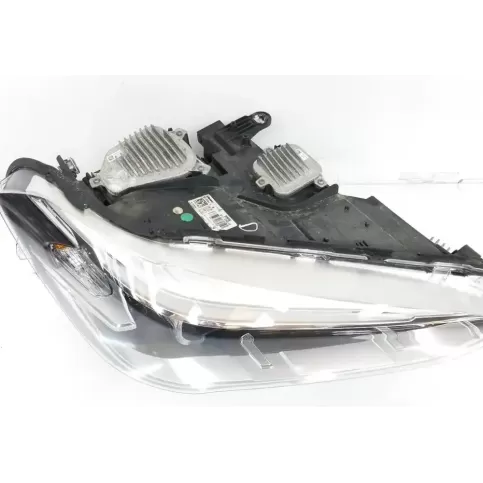 63117436462 фара передня BMW X1 U11 2015