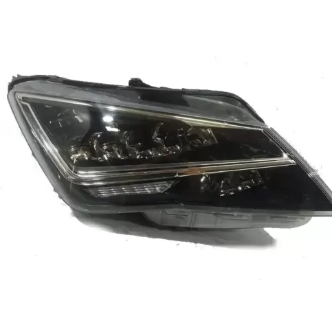 6JC941008C фара передняя Seat Toledo IV (NH) 2012