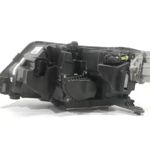 6JC941008C фара передняя Seat Toledo IV (NH) 2012