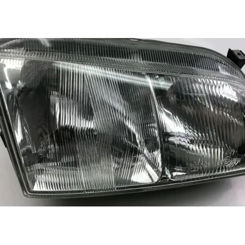 7701047093 фара передня Renault Megane I 1998
