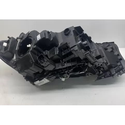 8499127 фара передняя BMW M5 F90 2018