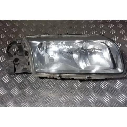 89002808 фара передняя Volvo S80 2000
