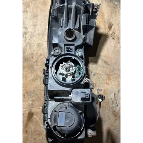 89007864 фара передняя Volvo S60 2002