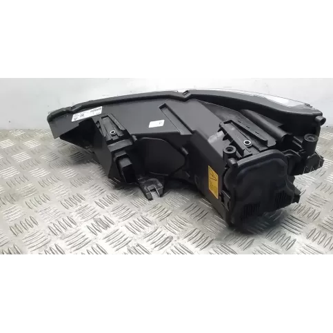 8X0941006 фара передняя Audi A1 2015