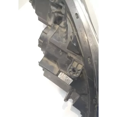 92101-1H фара передняя KIA Ceed 2010