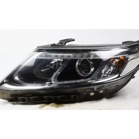 921012P530 фара передняя KIA Sorento 2013