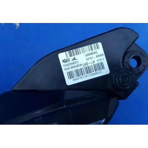 92101B9300 фара передняя Hyundai i30 2014