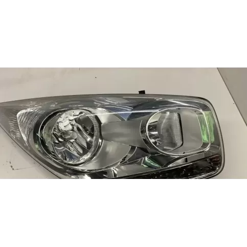 921021P500 фара передняя KIA Venga 2014