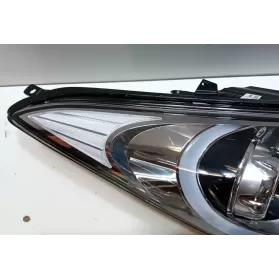 921023Z041 фара передняя Hyundai i40 2014