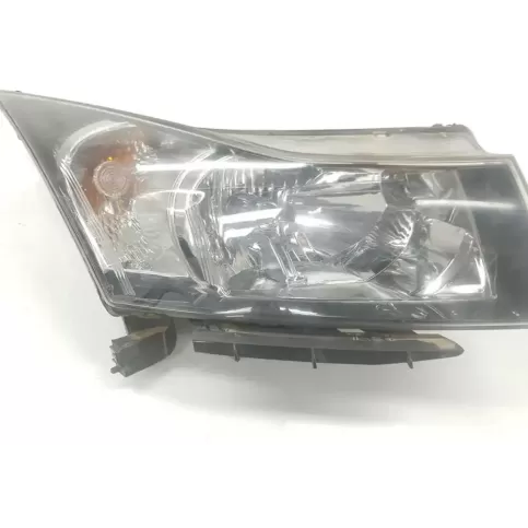 95137776 фара передняя Chevrolet Cruze 2009