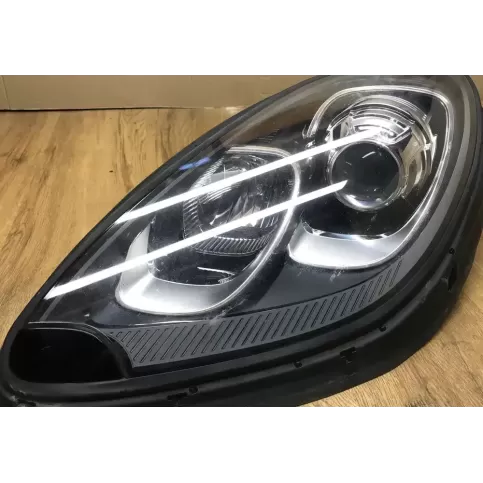 95B941031CA фара передняя Porsche Macan 2014