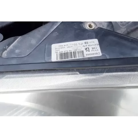 964499728005 фара передняя Peugeot 1007 2005