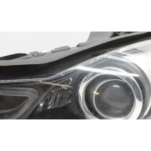 A2048208139 фара передняя Mercedes-Benz C W204 2014