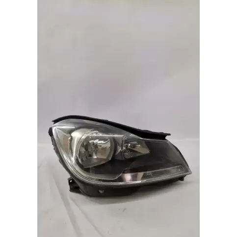 A2048209659 фара передняя Mercedes-Benz C W204 2011