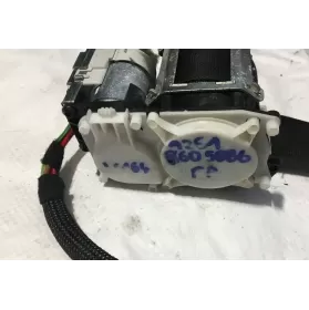 A2518605886 фара передняя Mercedes-Benz ML W164 2006