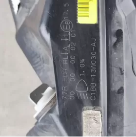 C18B13W030AJ фара передняя Ford Fiesta 2015