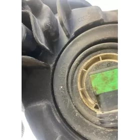 E1313897 фара передняя Nissan Qashqai 2014
