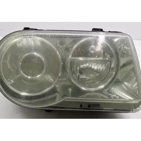 E1317558983 фара передняя Chrysler 300 - 300C 2005