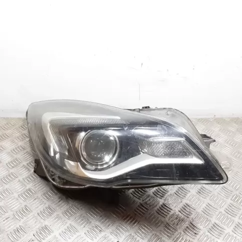E13659 фара передня Opel Insignia A 2009