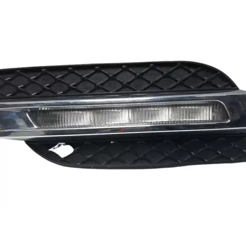 ME8284314 фара передняя Mercedes-Benz ML AMG W166 2011