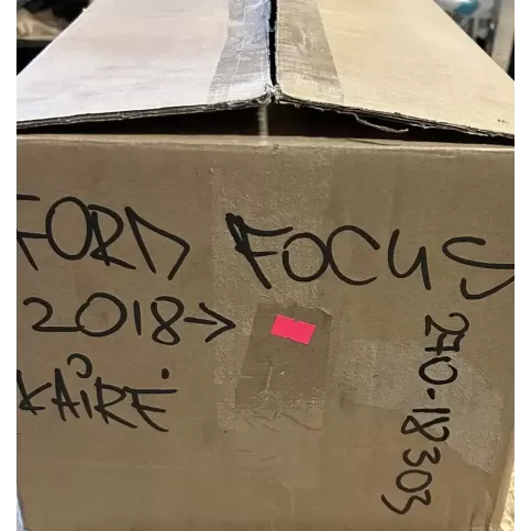 MX7B13E015 фара передняя Ford Focus 2019