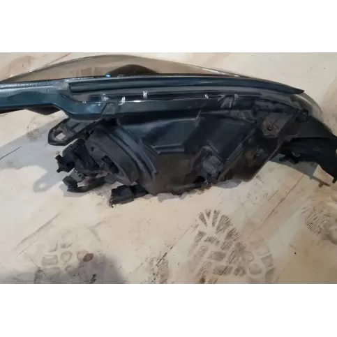 SG19V фара передняя Mitsubishi Lancer 2006