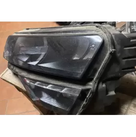 0020503706 фара передняя Skoda Karoq 2019