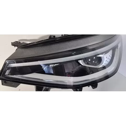 00217506 фара передняя Volkswagen ID.4 2021