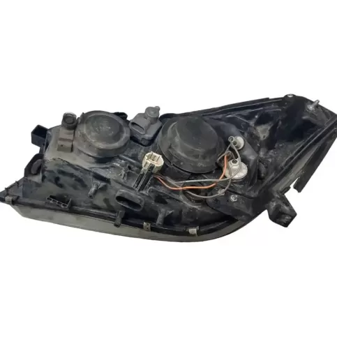 01846228 фара передняя Nissan Primera 2002
