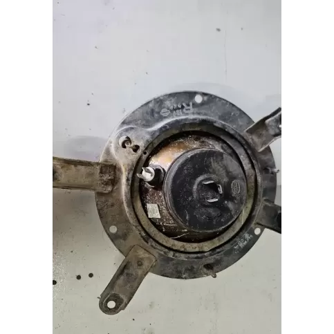 02427R20 фара передняя Nissan Patrol Y60 1993